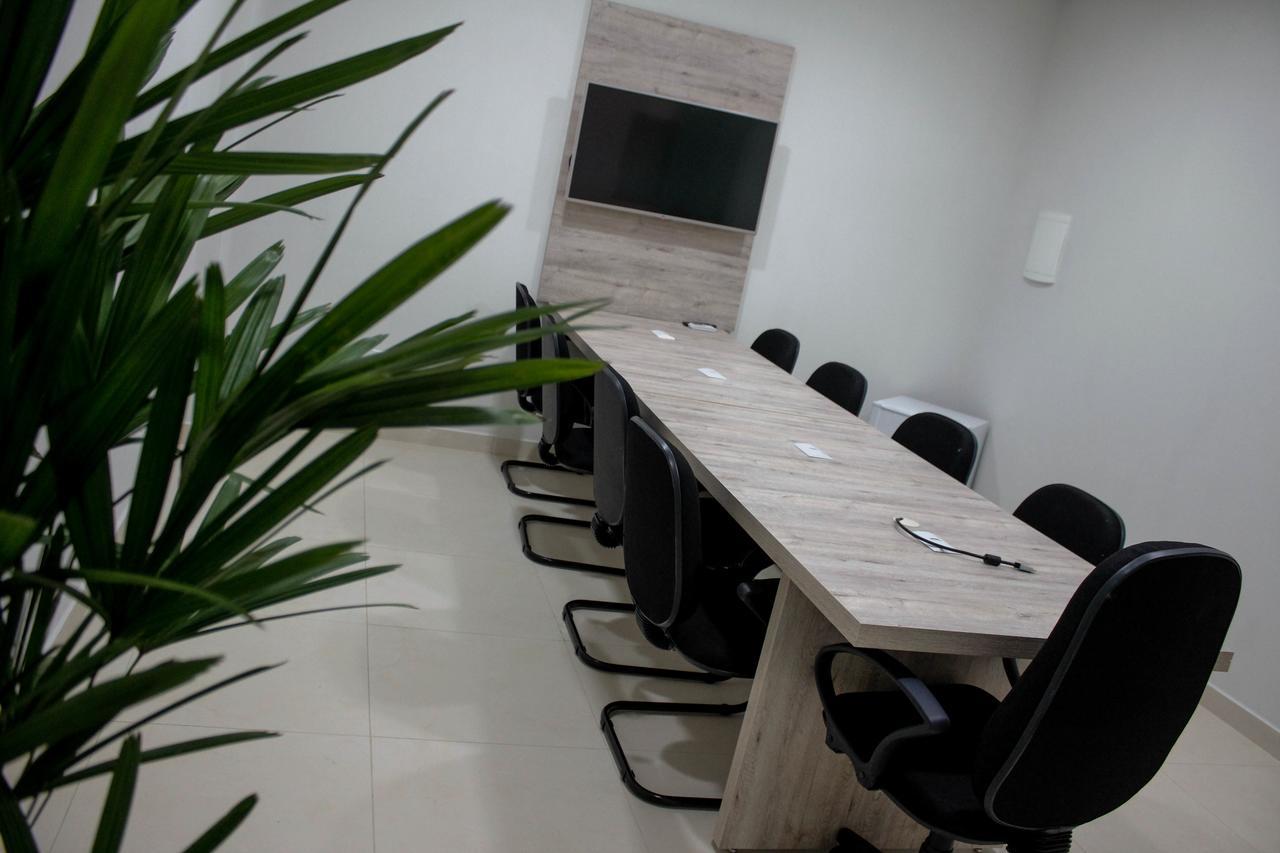 Vera Cruz Business Hotel Acailandia エクステリア 写真
