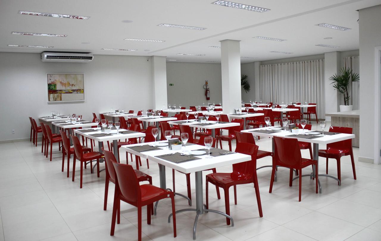 Vera Cruz Business Hotel Acailandia エクステリア 写真